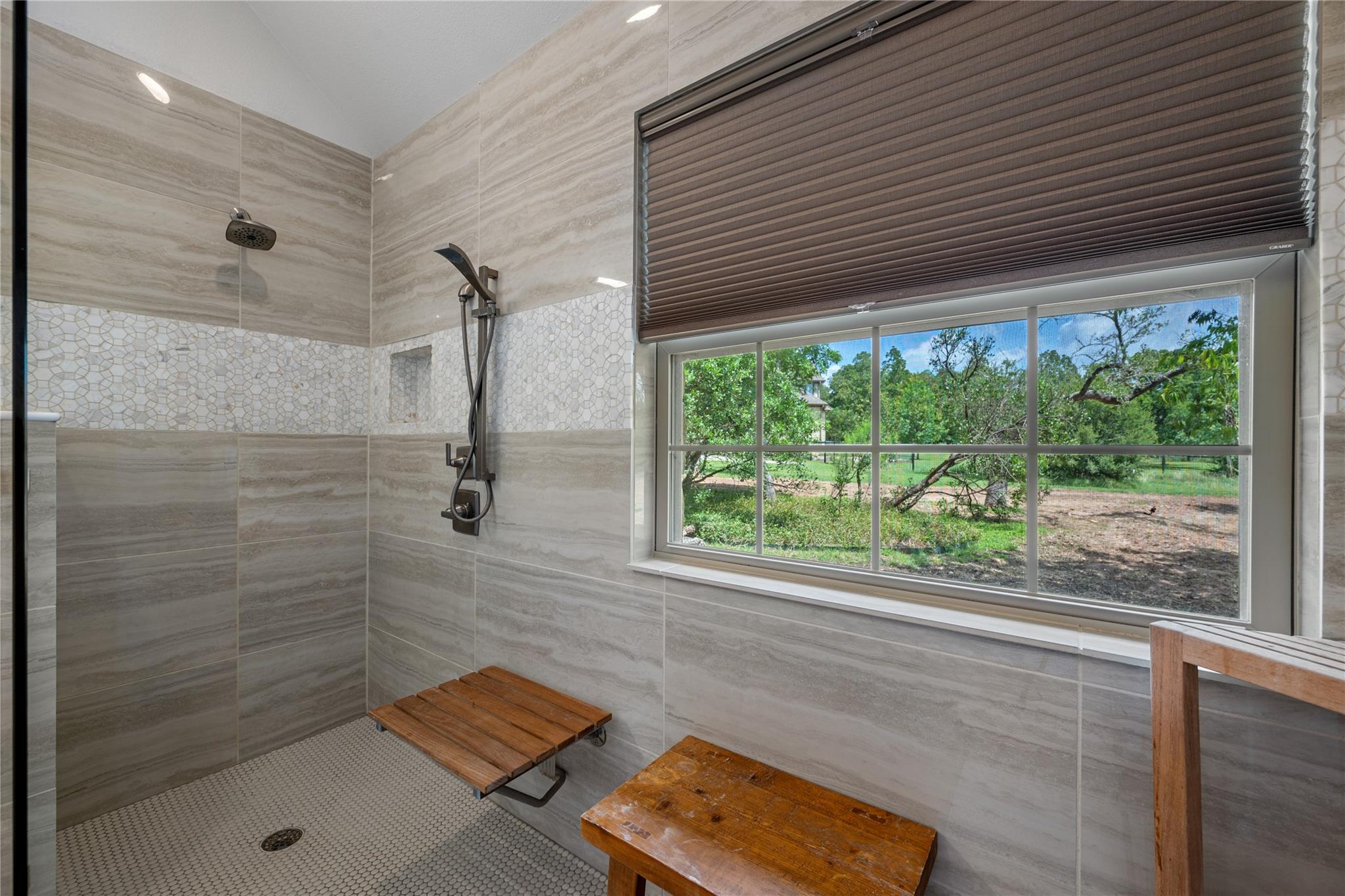 164 Lone Wolf Ct, Dripping Springs, TX 78620