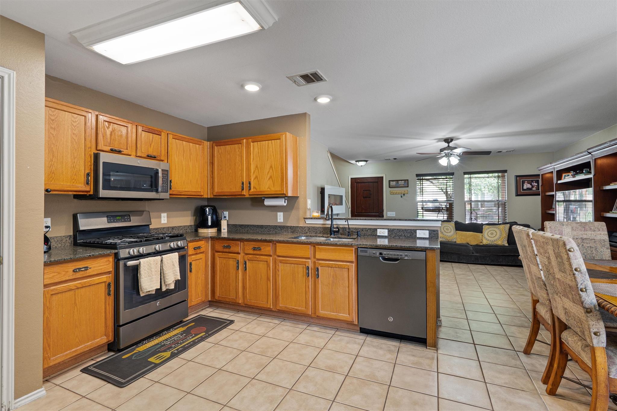 18408 Great Valley Dr, Manor, TX 78653