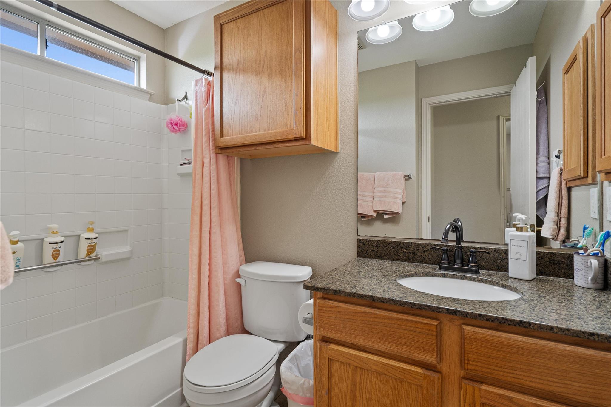 18408 Great Valley Dr, Manor, TX 78653