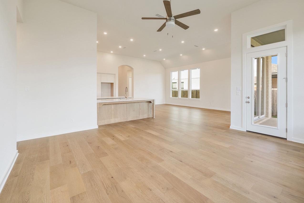 217 Belanger Canyon Dr, Liberty Hill, TX 78642