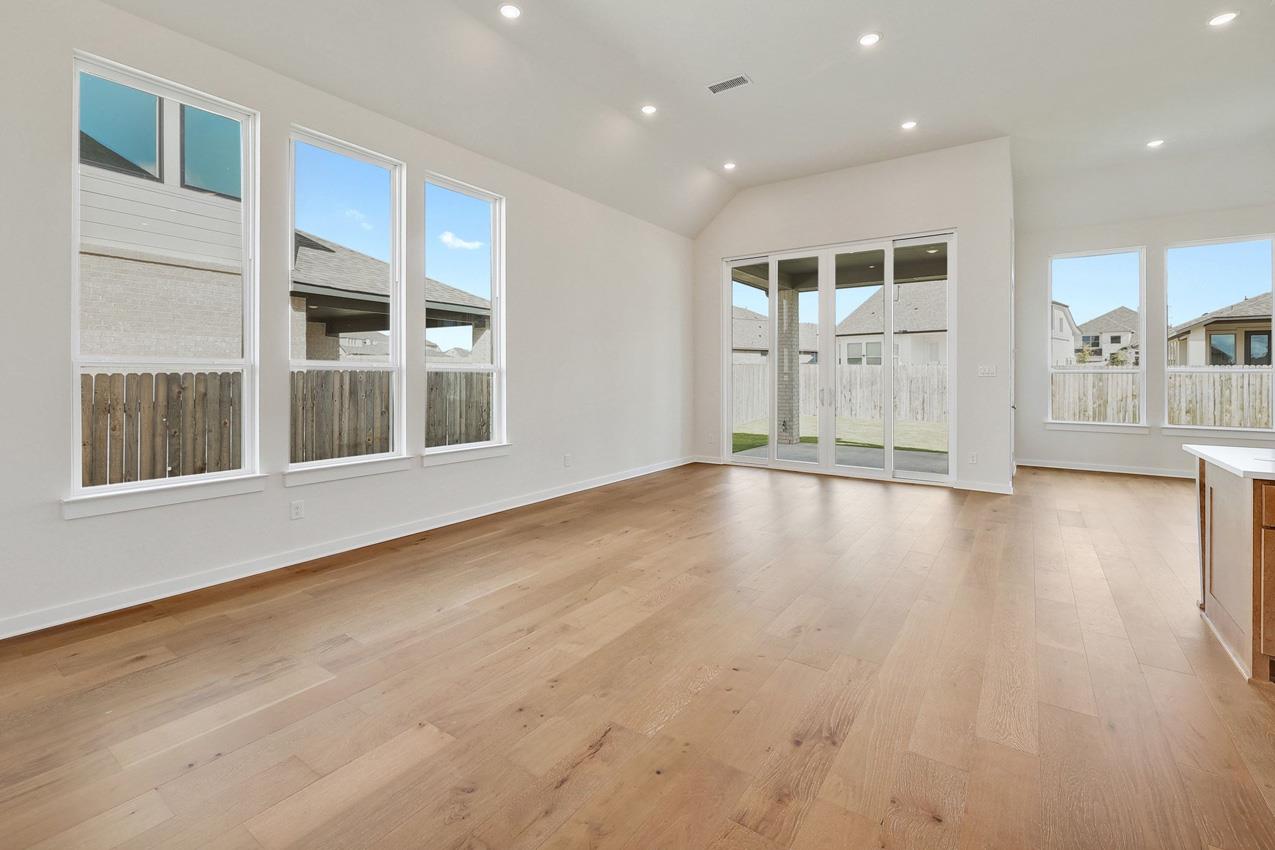 217 Belanger Canyon Dr, Liberty Hill, TX 78642