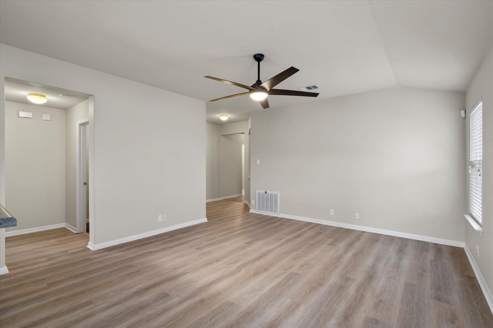 121 Brazoria Trl, San Marcos, TX 78666
