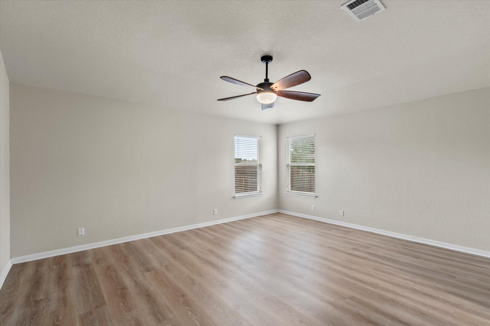 121 Brazoria Trl, San Marcos, TX 78666