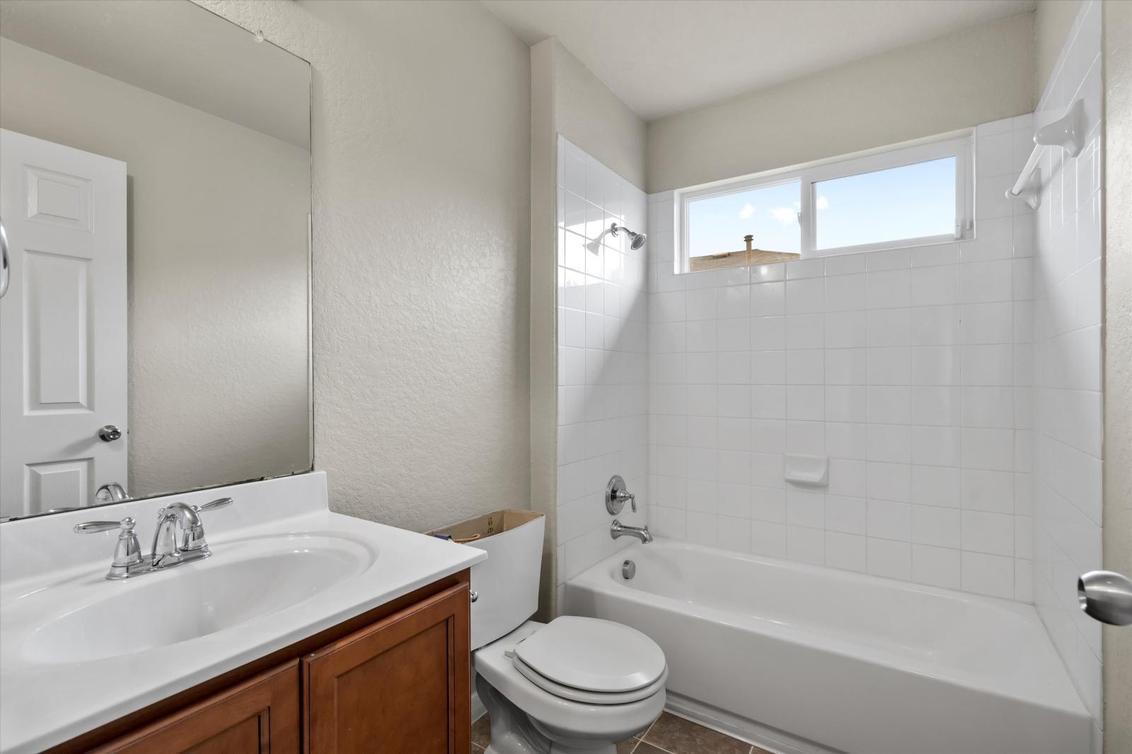 121 Brazoria Trl, San Marcos, TX 78666