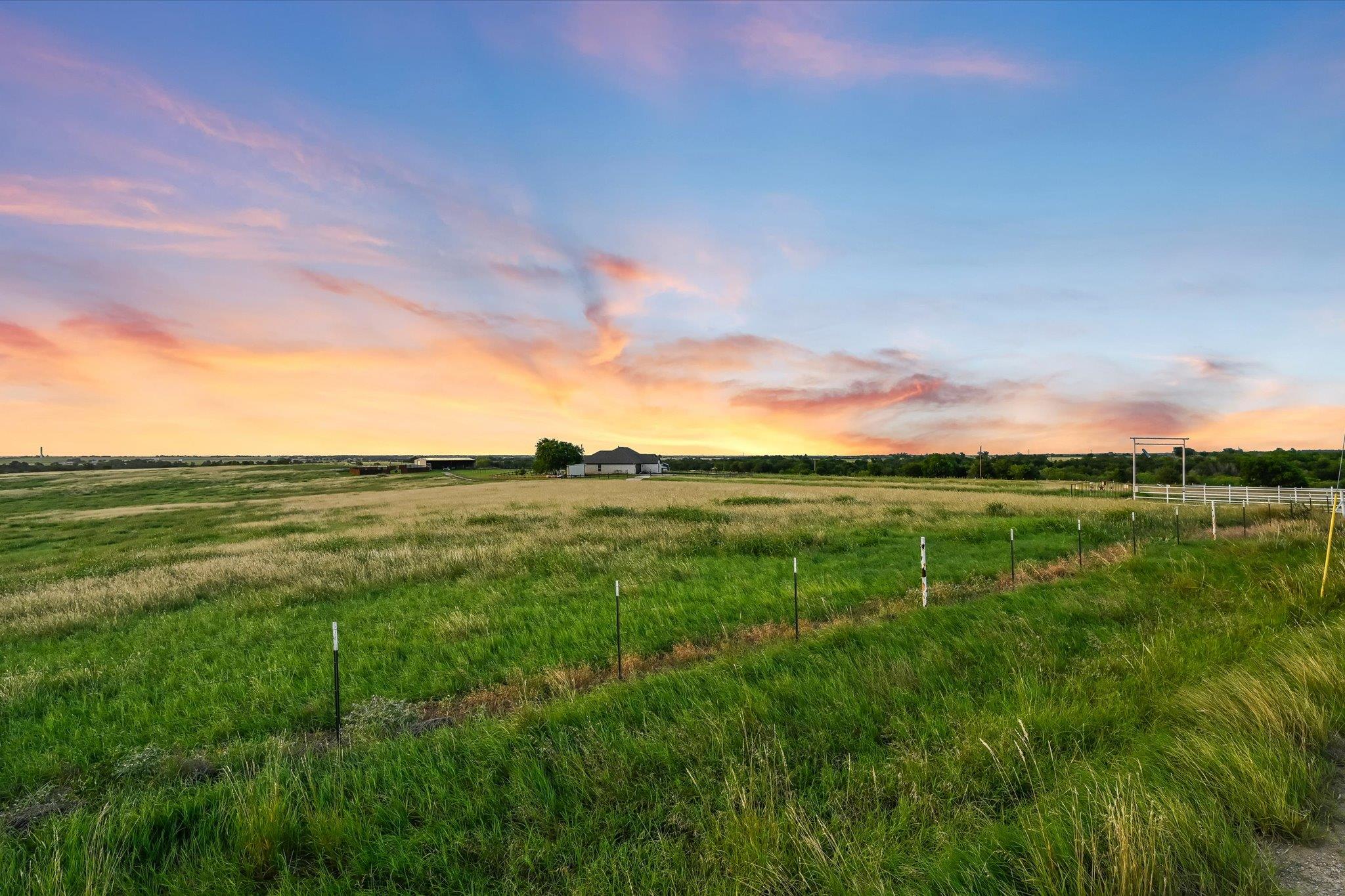 2101 County Road 469, Thrall, TX 76578