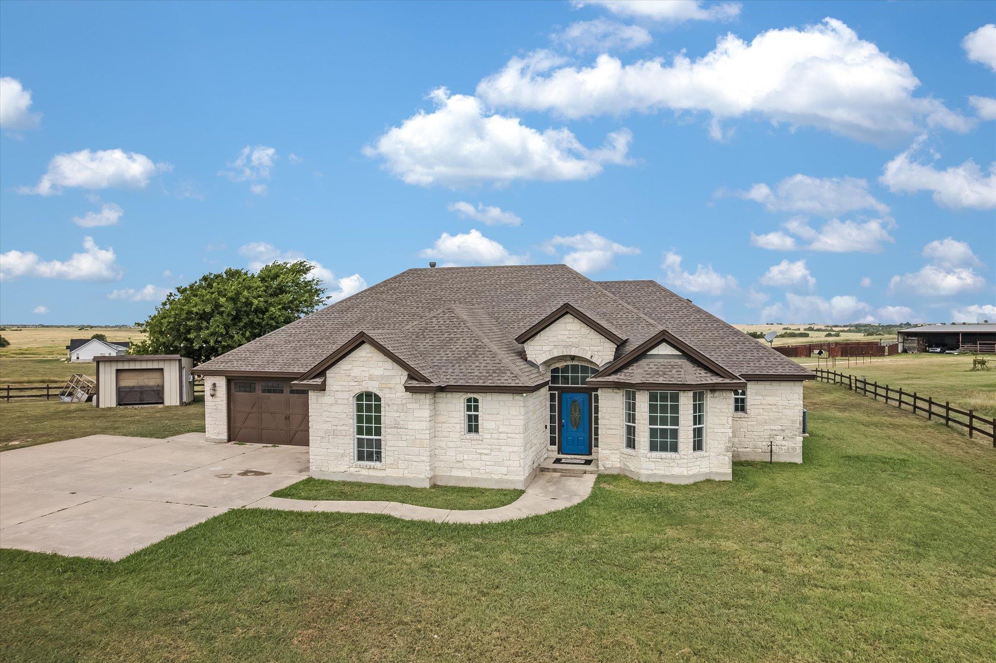 2101 County Road 469, Thrall, TX 76578