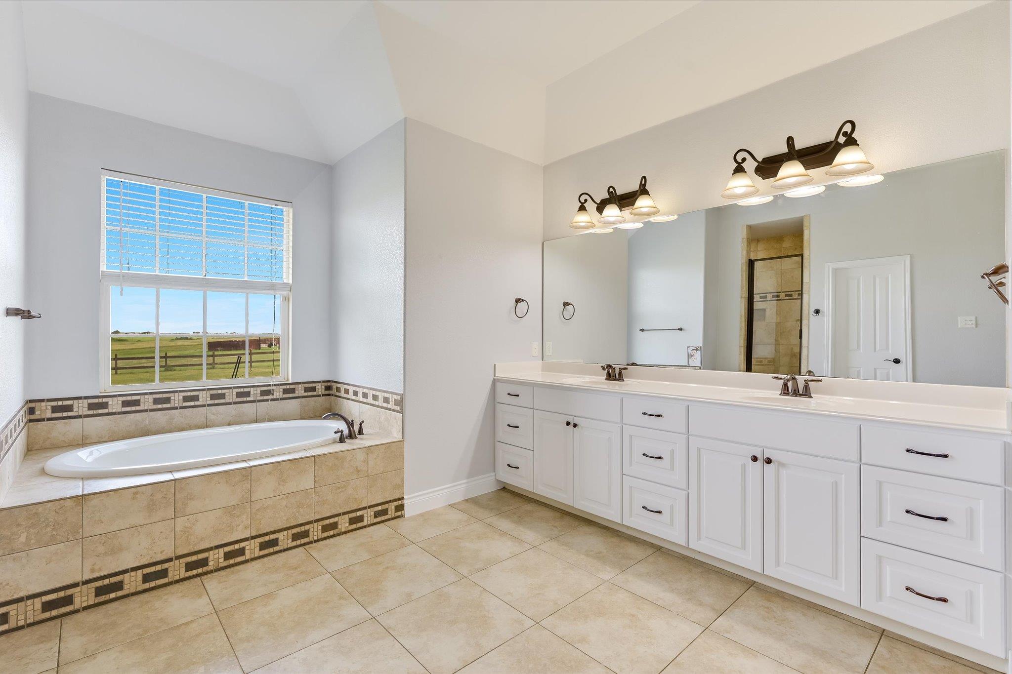 2101 County Road 469, Thrall, TX 76578