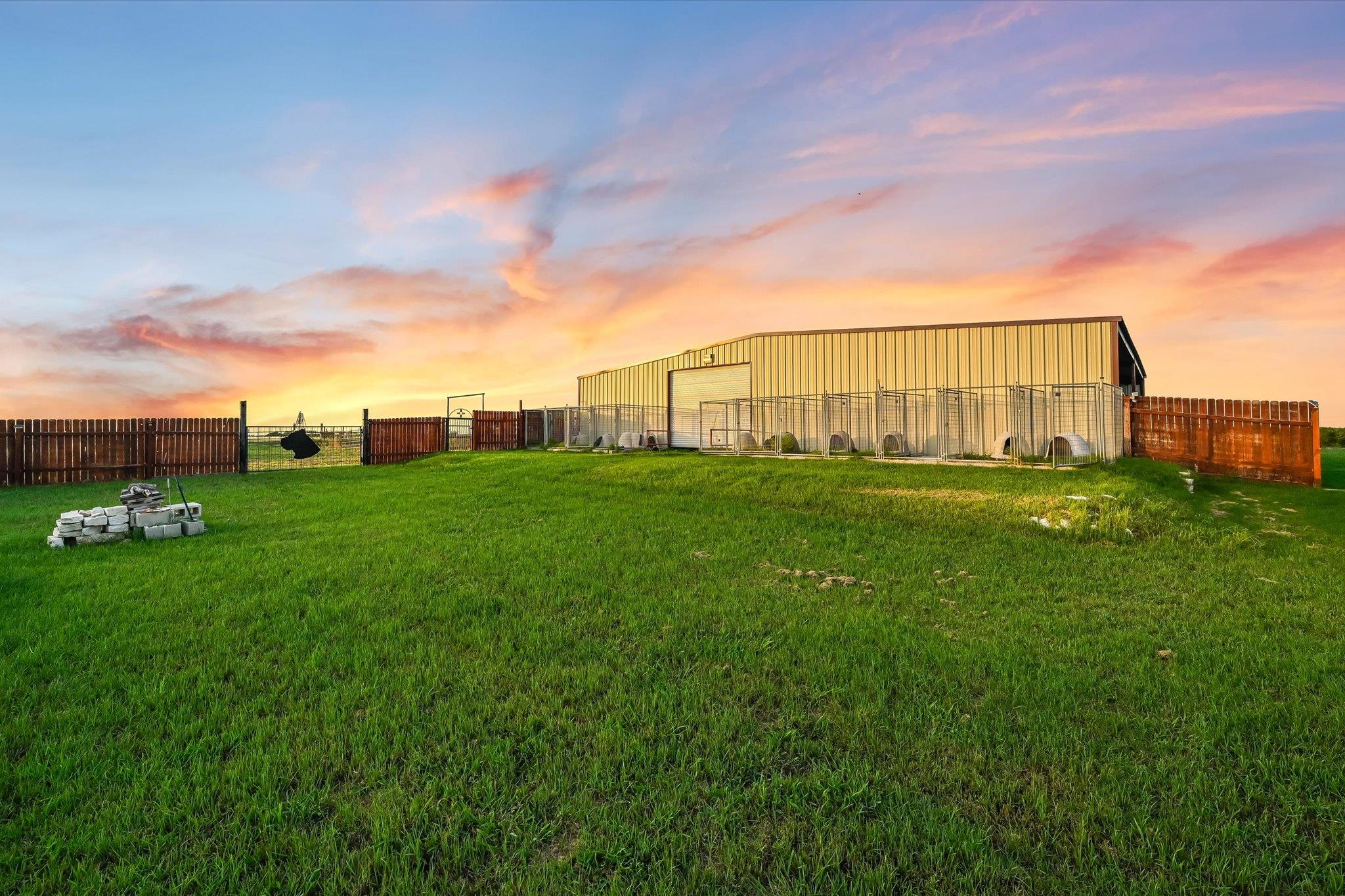 2101 County Road 469, Thrall, TX 76578