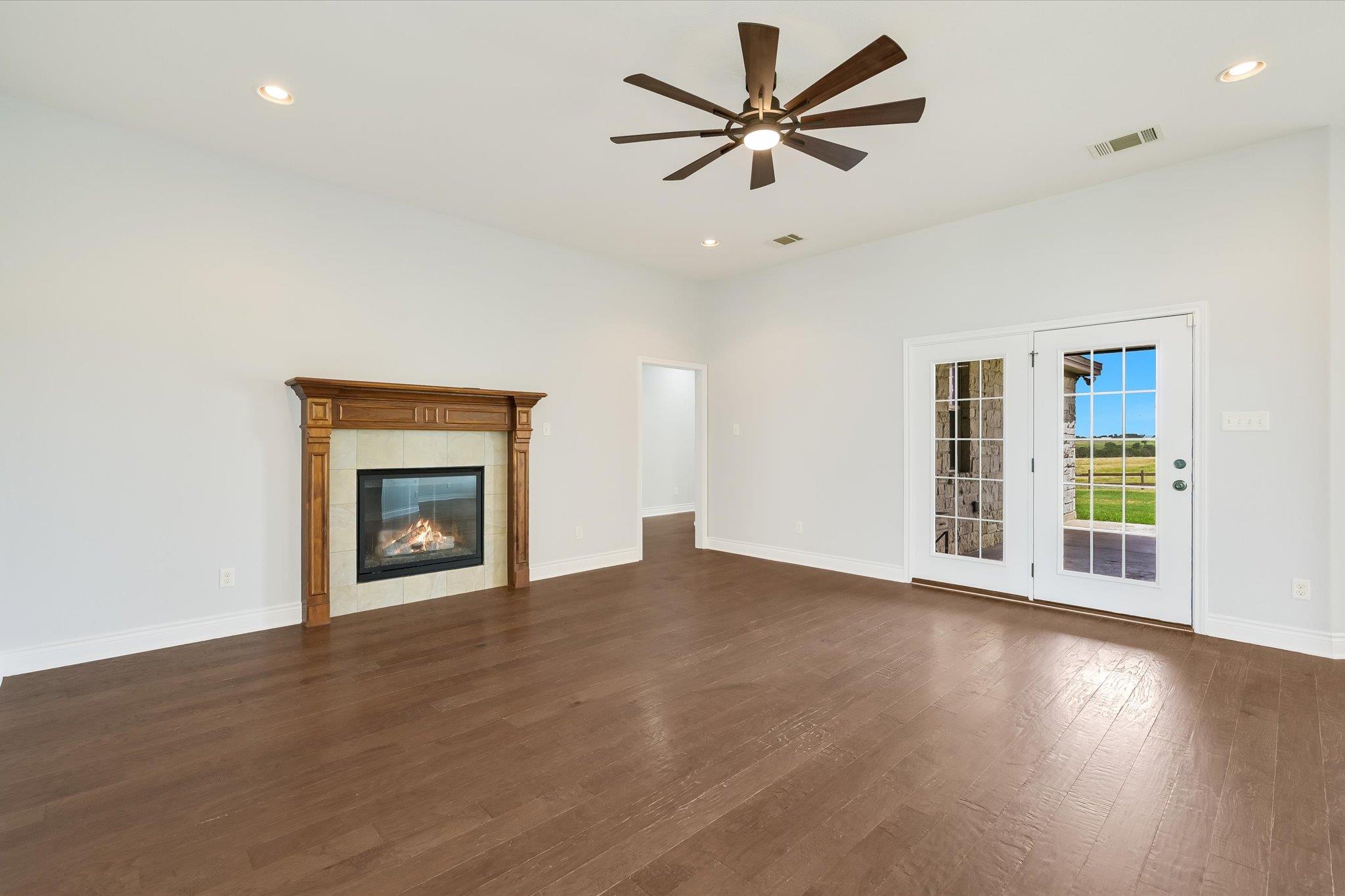 2101 County Road 469, Thrall, TX 76578