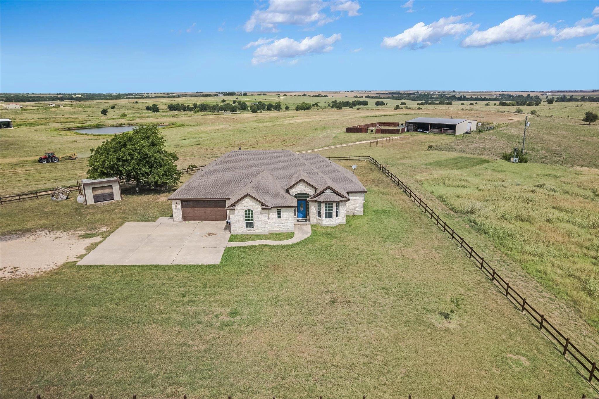 2101 County Road 469, Thrall, TX 76578