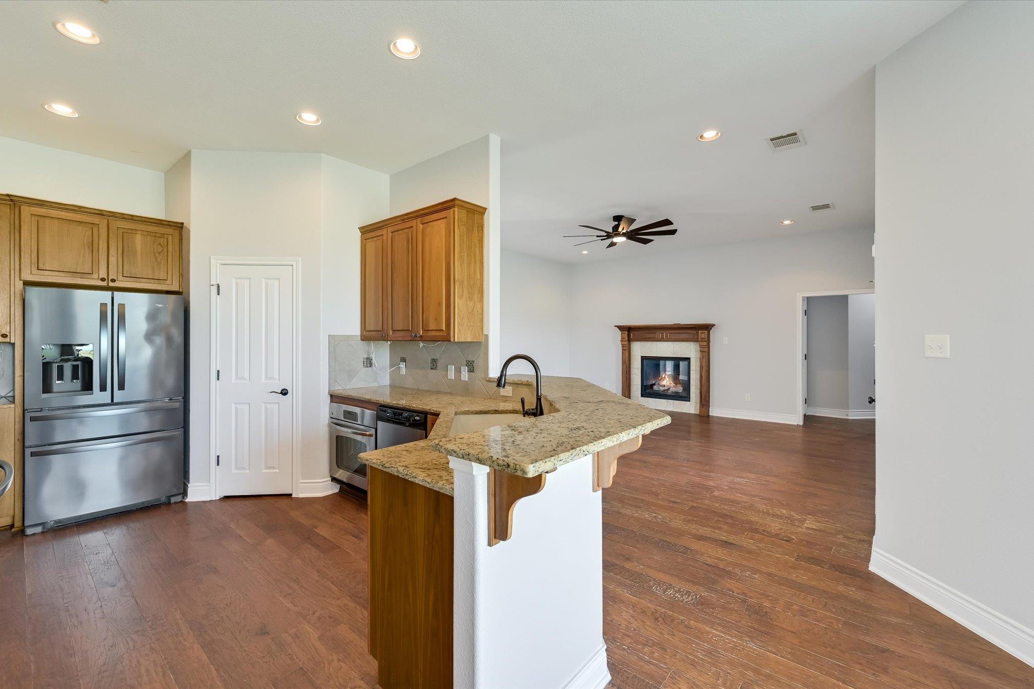 2101 County Road 469, Thrall, TX 76578