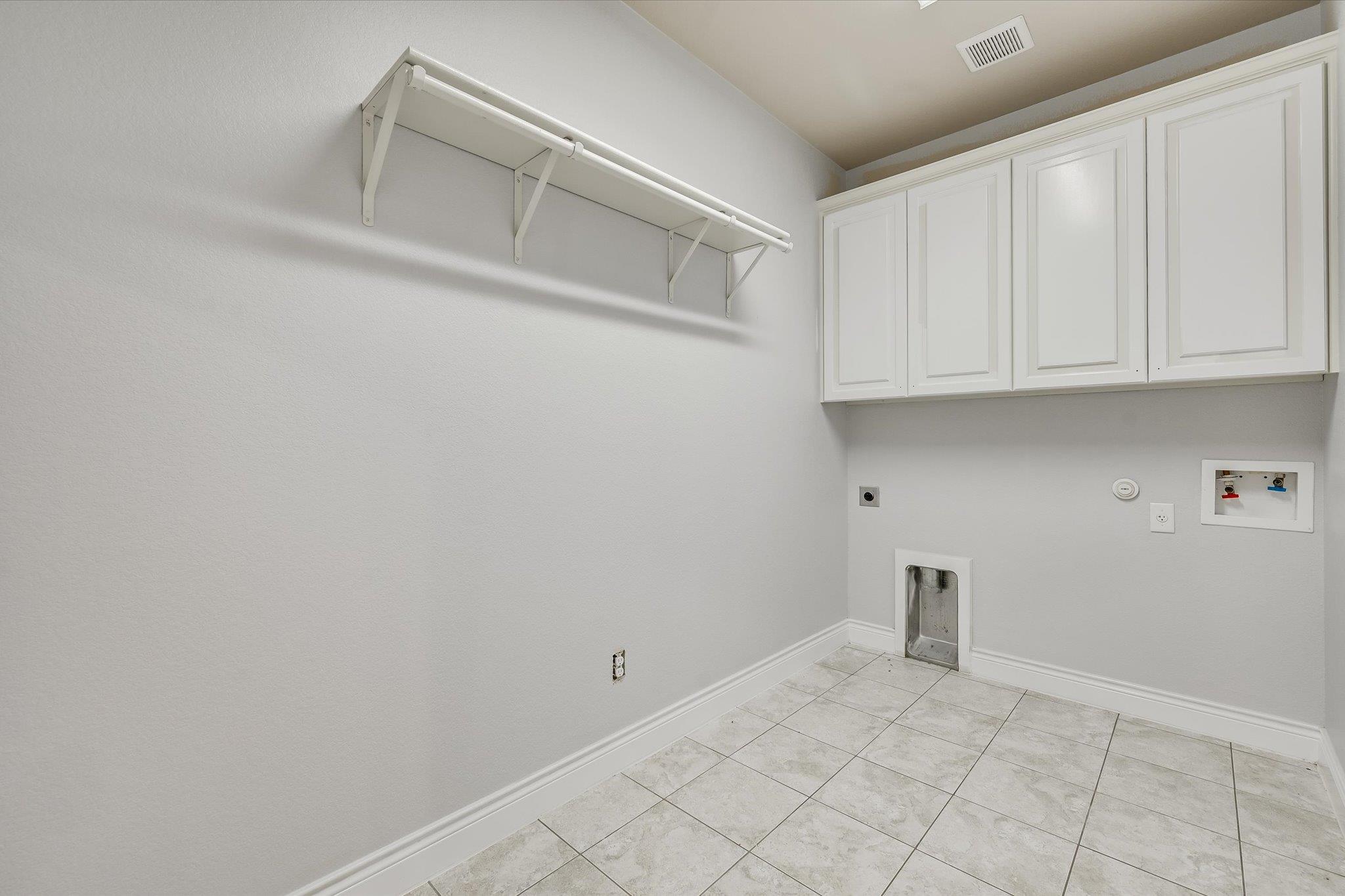 2101 County Road 469, Thrall, TX 76578