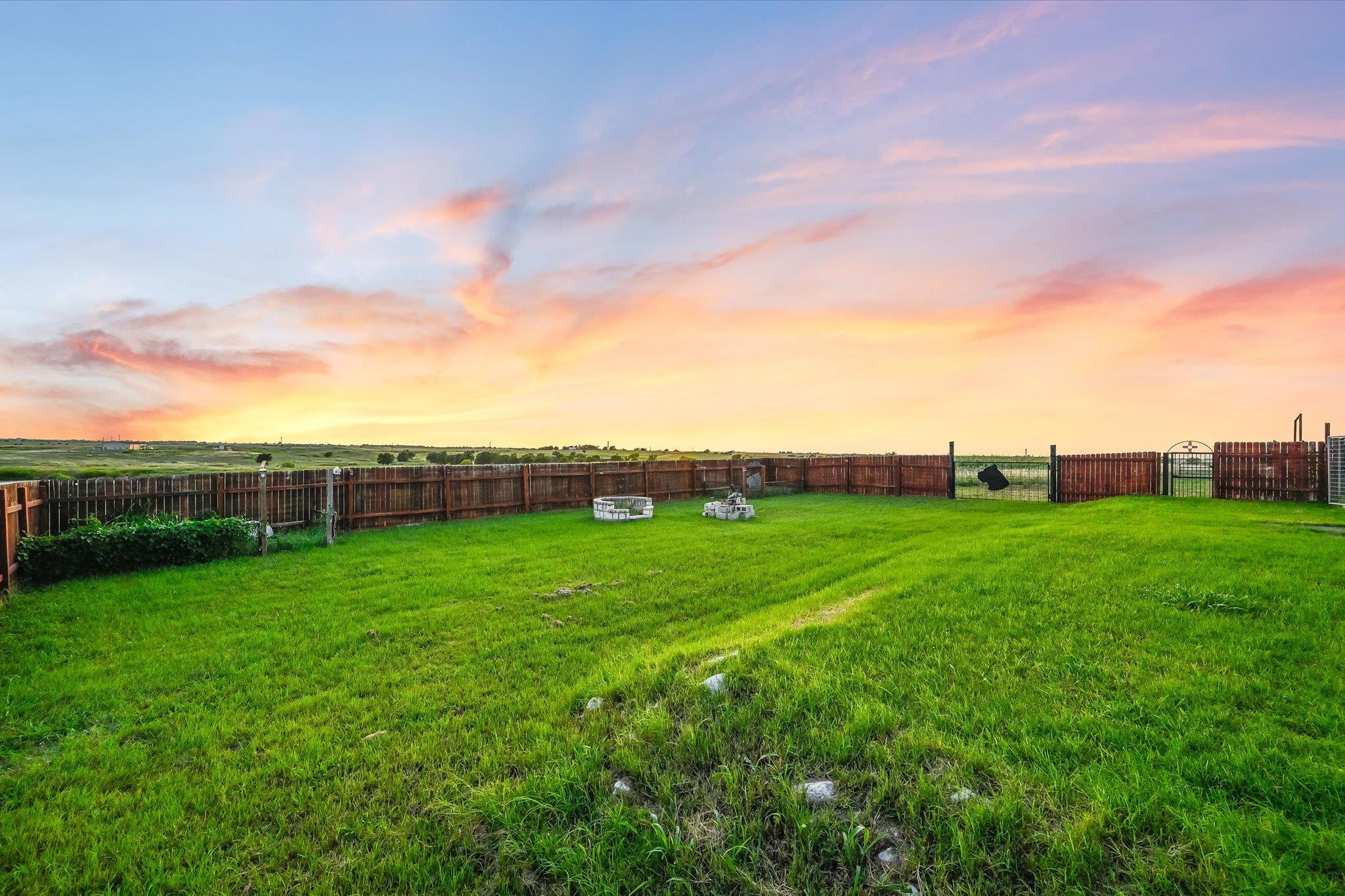 2101 County Road 469, Thrall, TX 76578