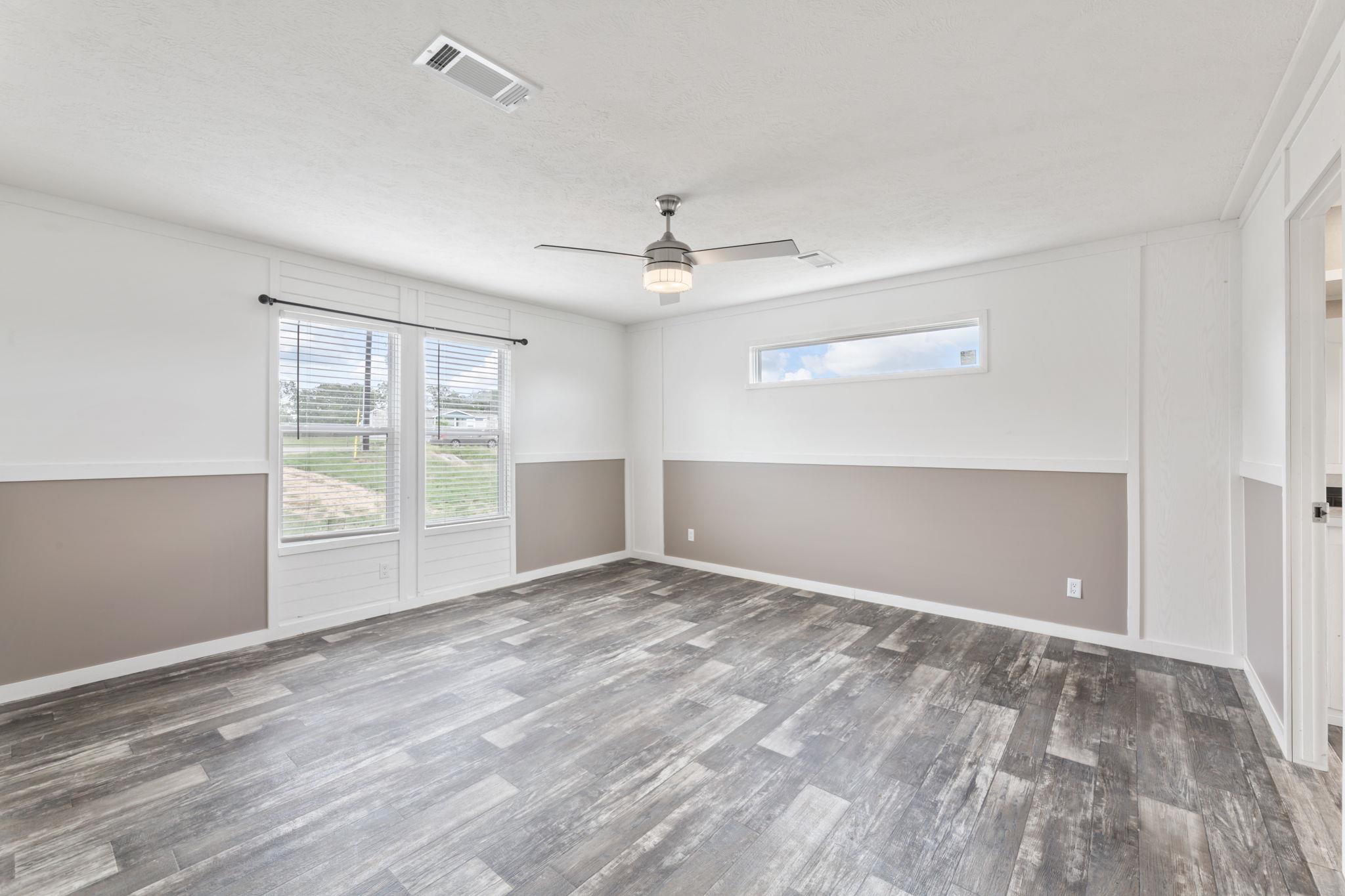 201 Luna Ct, Dale, TX 78616