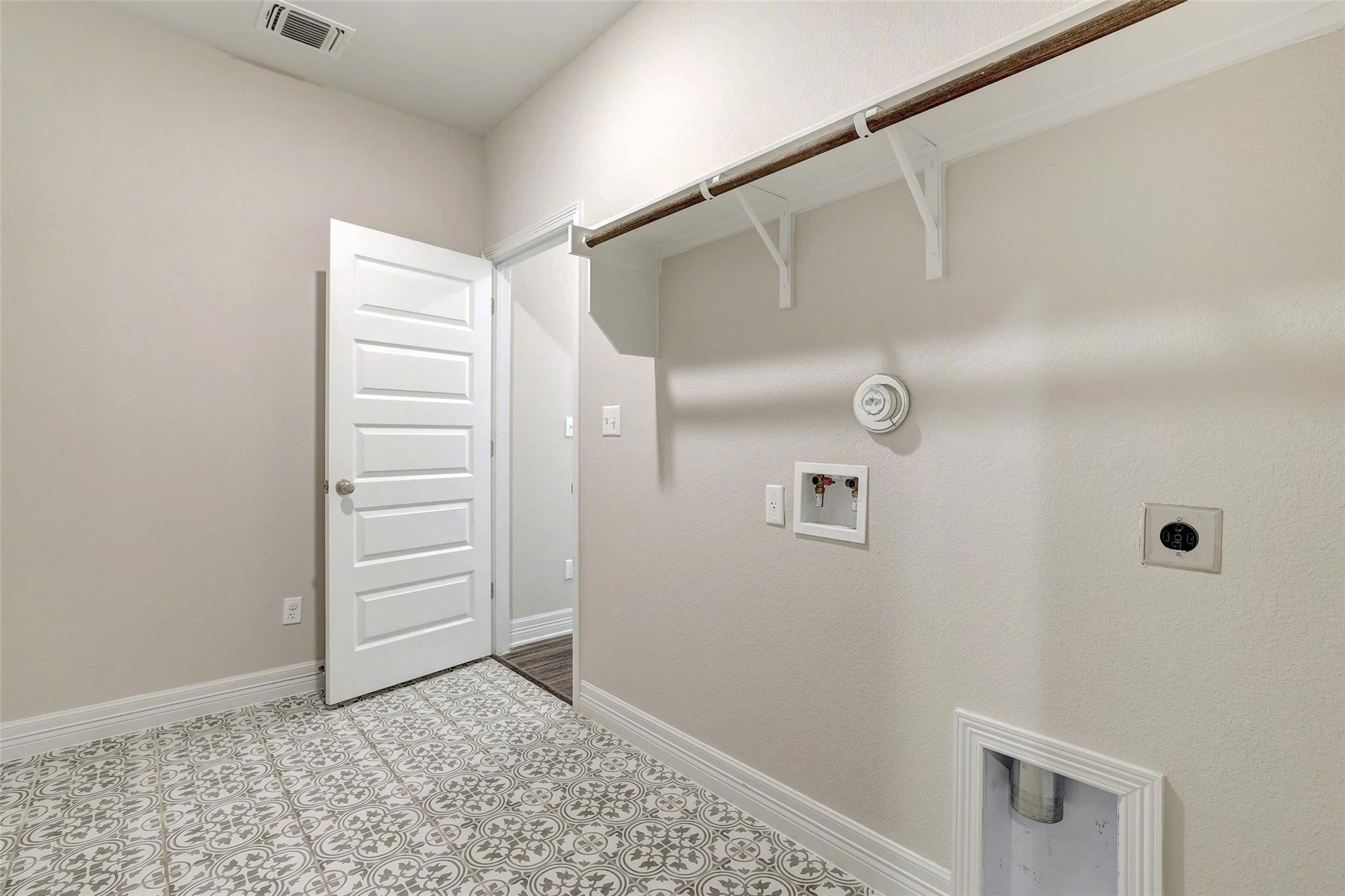 153 High Plains Dr, Georgetown, TX 78628