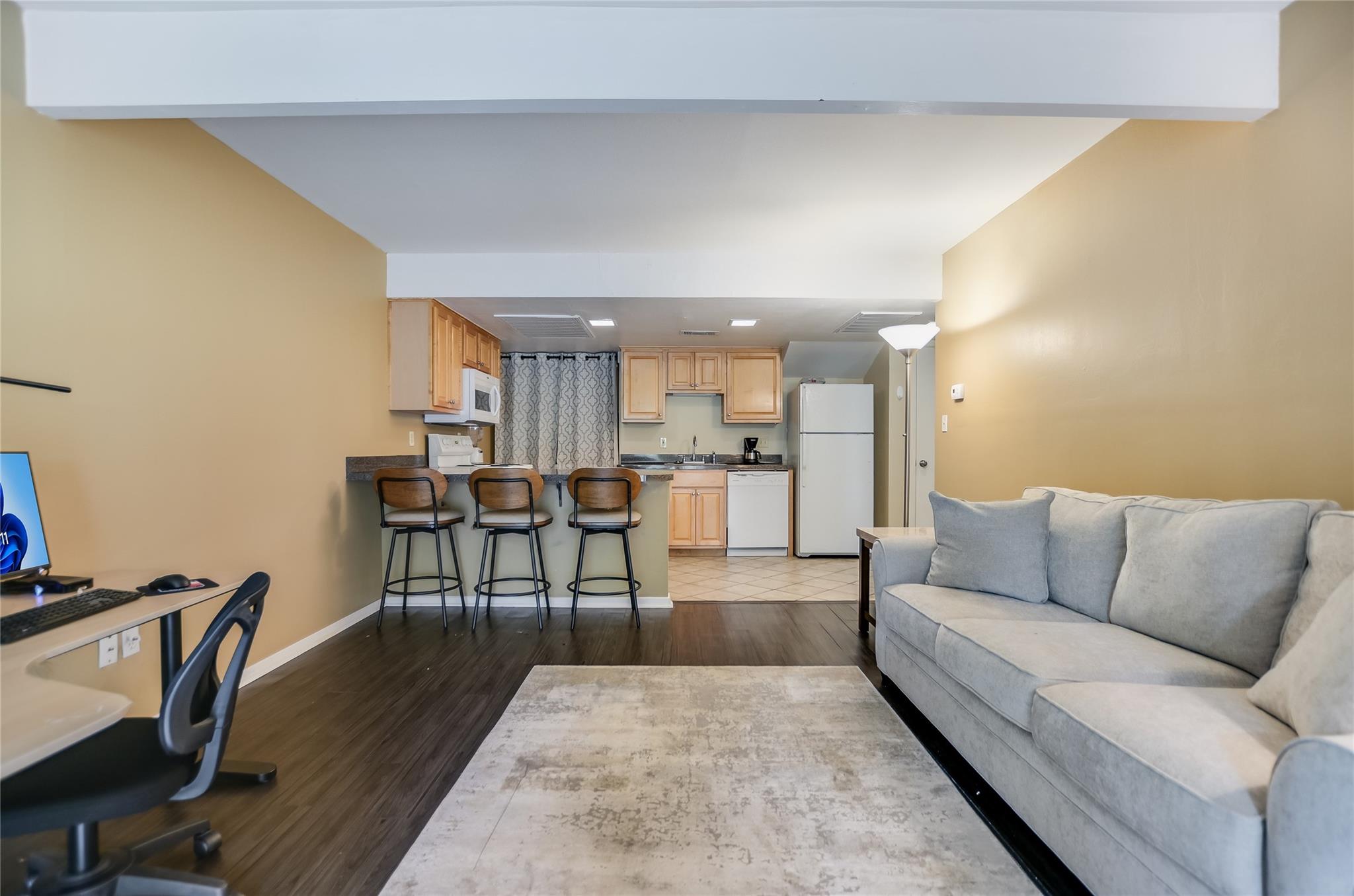 207 Hi Cir N # 112, Horseshoe Bay, TX 78657