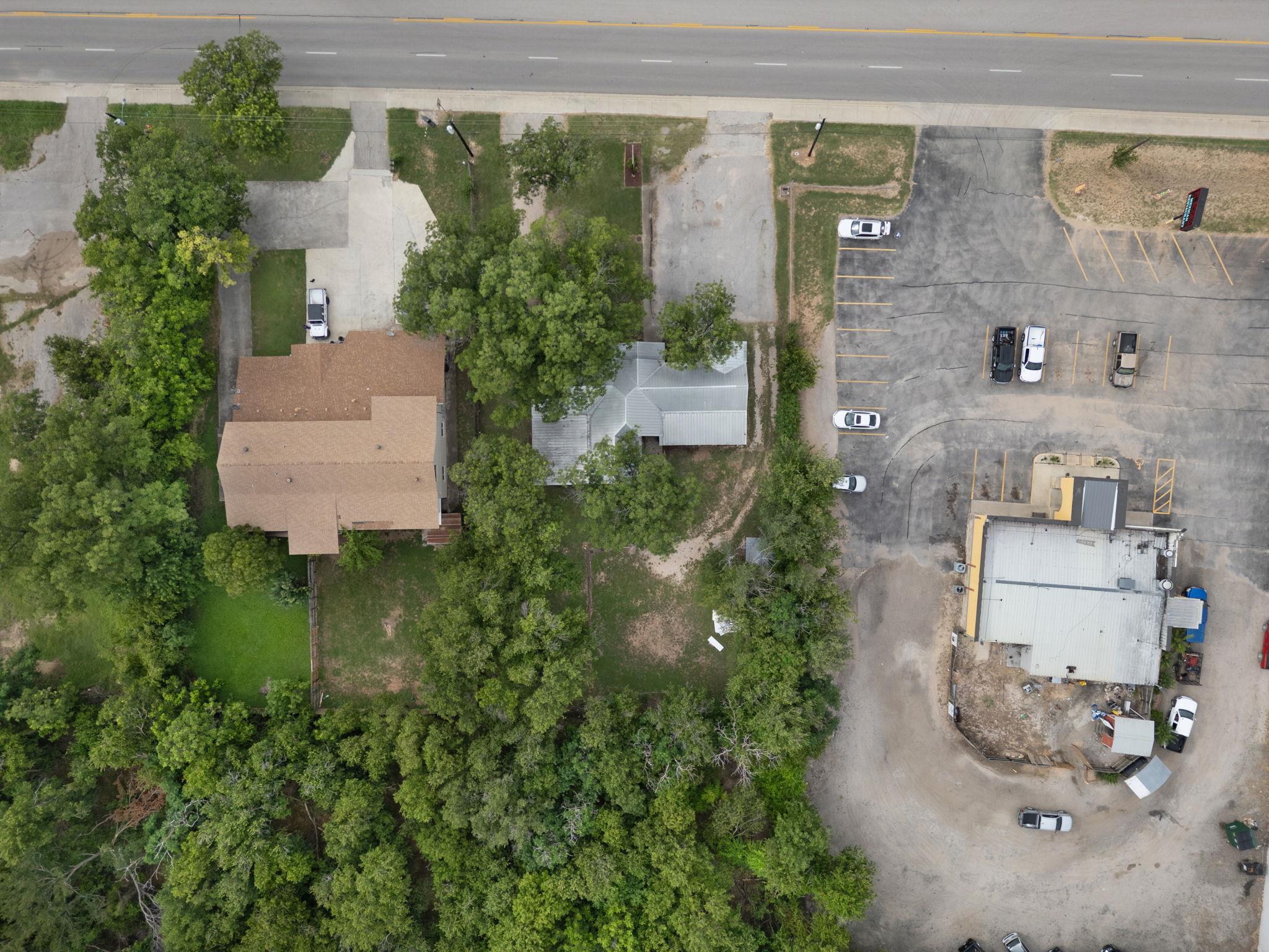 611 Central Texas Expy, Lampasas, TX 76550