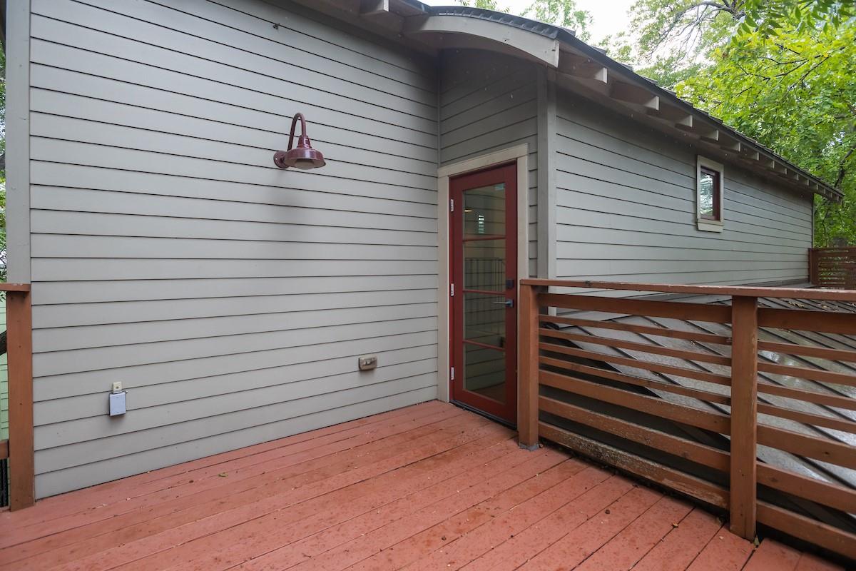 610 W Live Oak St, Austin, TX 78704