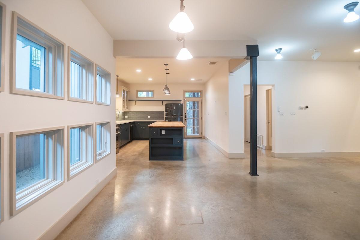 610 W Live Oak St, Austin, TX 78704