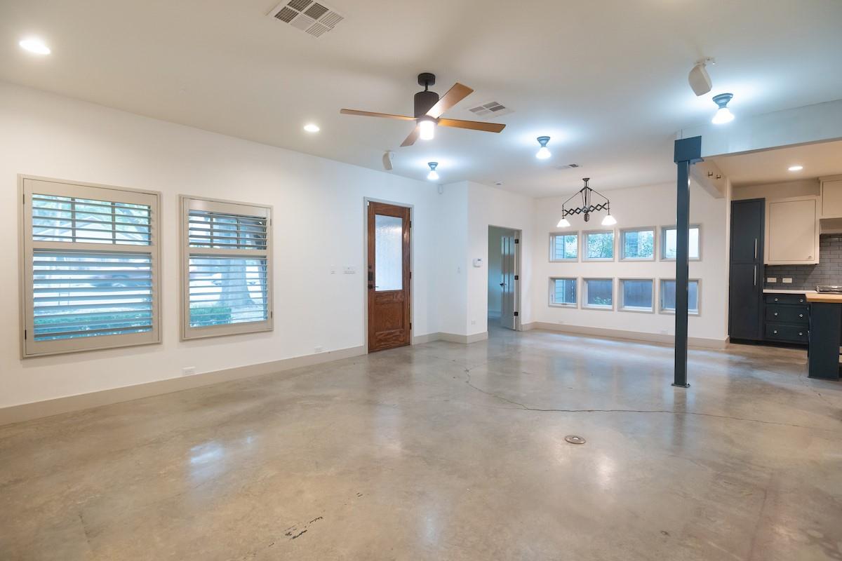 610 W Live Oak St, Austin, TX 78704