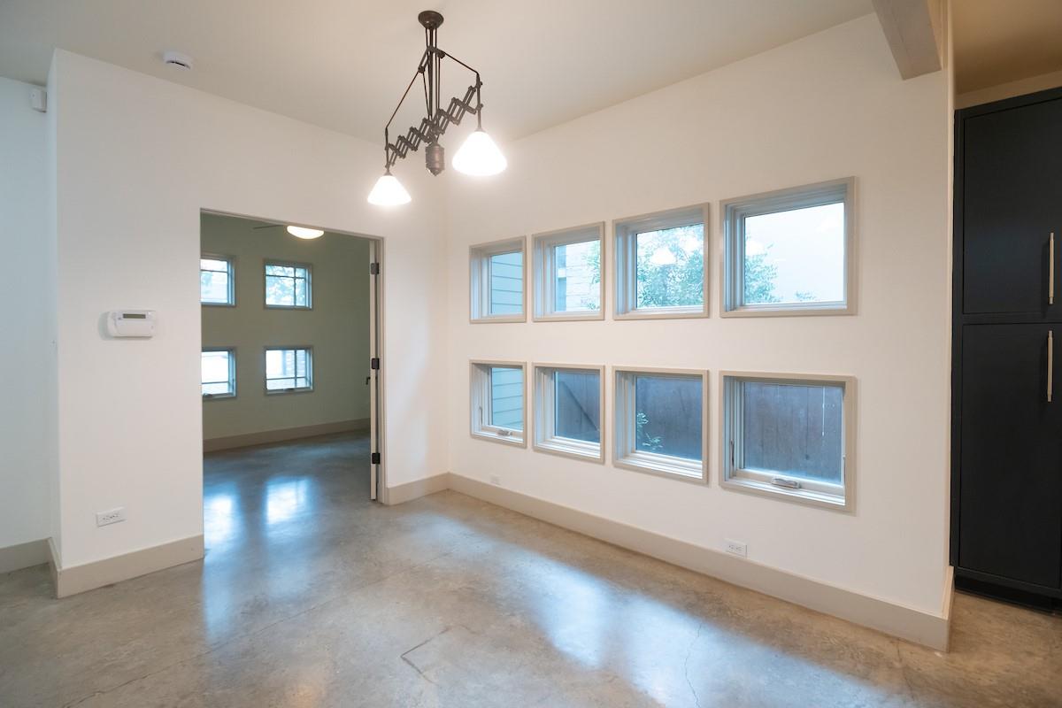 610 W Live Oak St, Austin, TX 78704