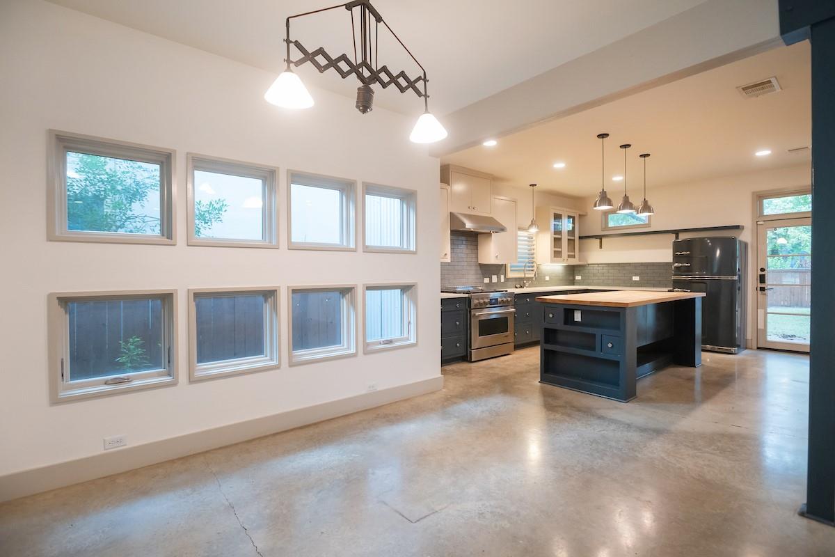 610 W Live Oak St, Austin, TX 78704