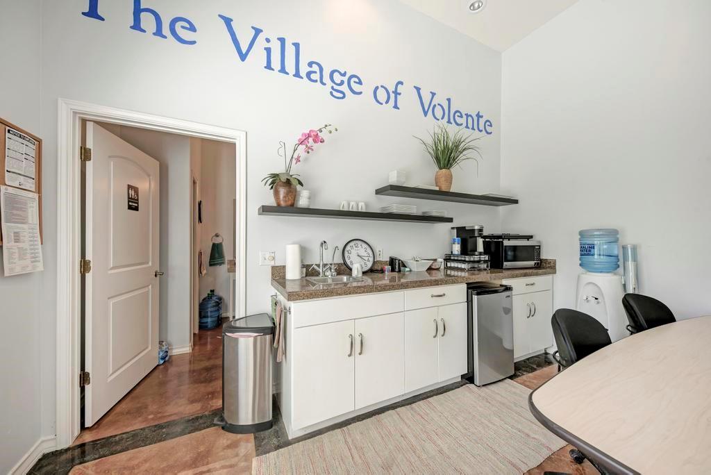 16201 Dodd St, Volente, TX 78641