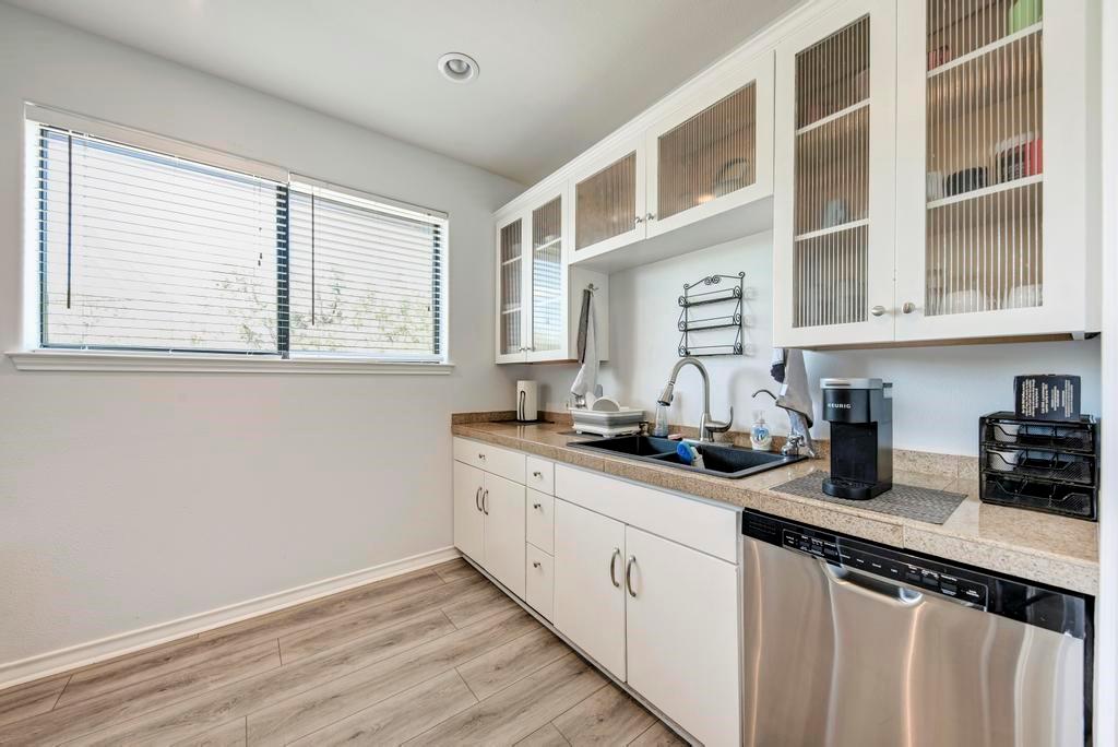 16201 Dodd St, Volente, TX 78641