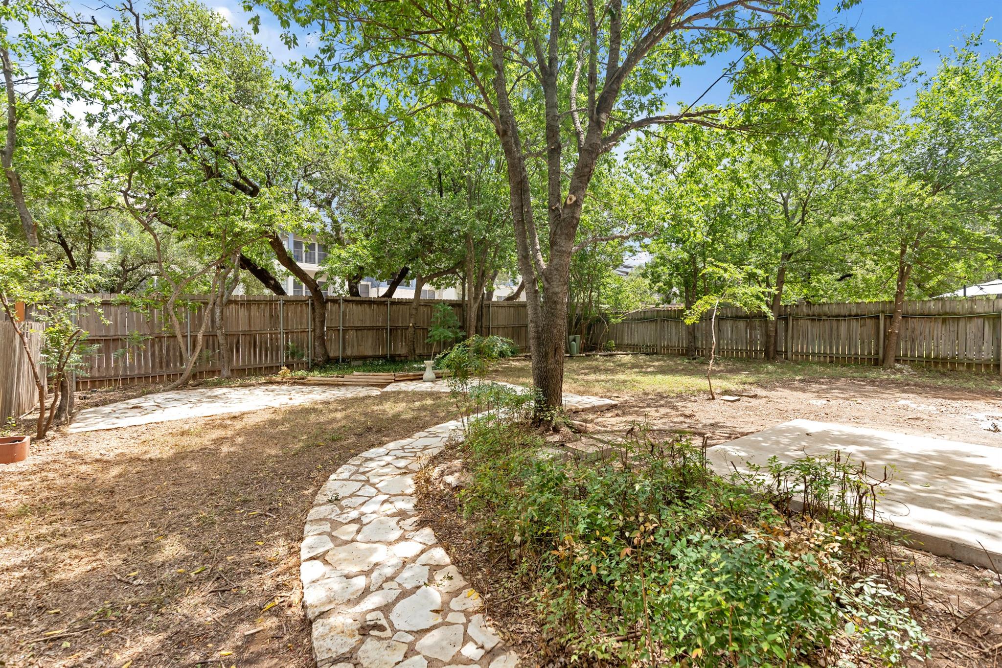 13265 Kerrville Folkway Dr, Austin, TX 78729