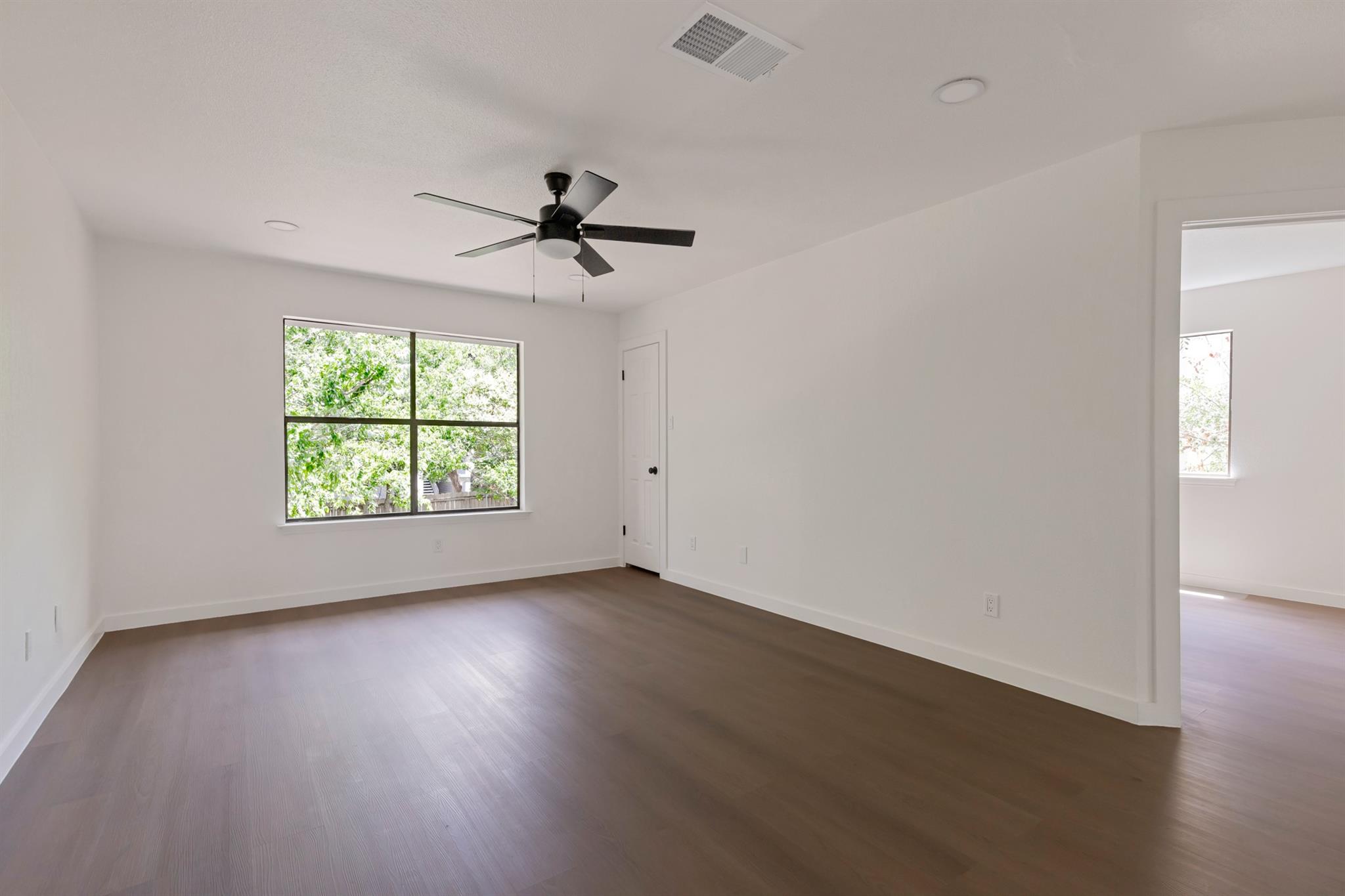 13265 Kerrville Folkway Dr, Austin, TX 78729