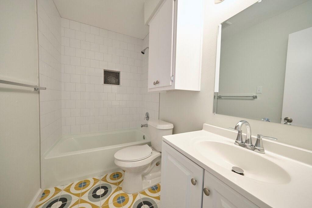 8616 Fireside Dr # A, Austin, TX 78757