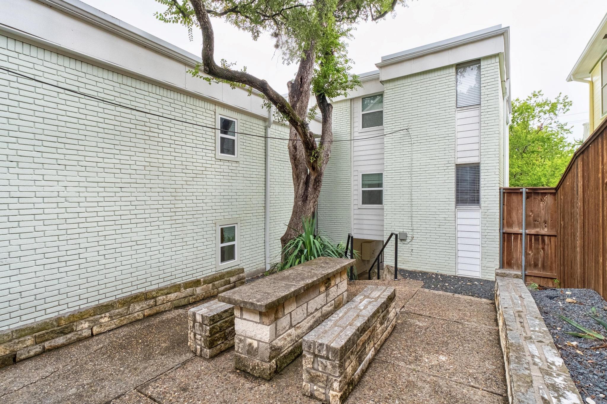 807 Blanco St # 204, Austin, TX 78703