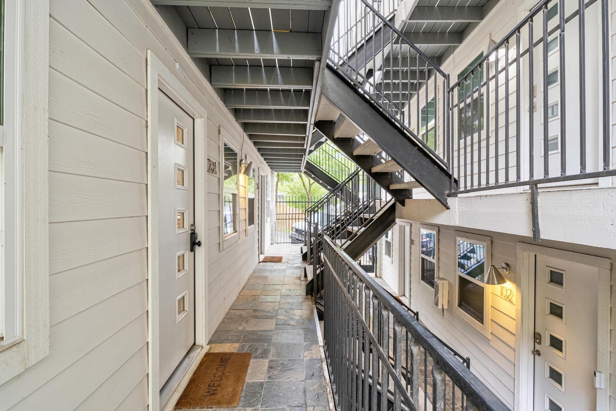 807 Blanco St # 204, Austin, TX 78703