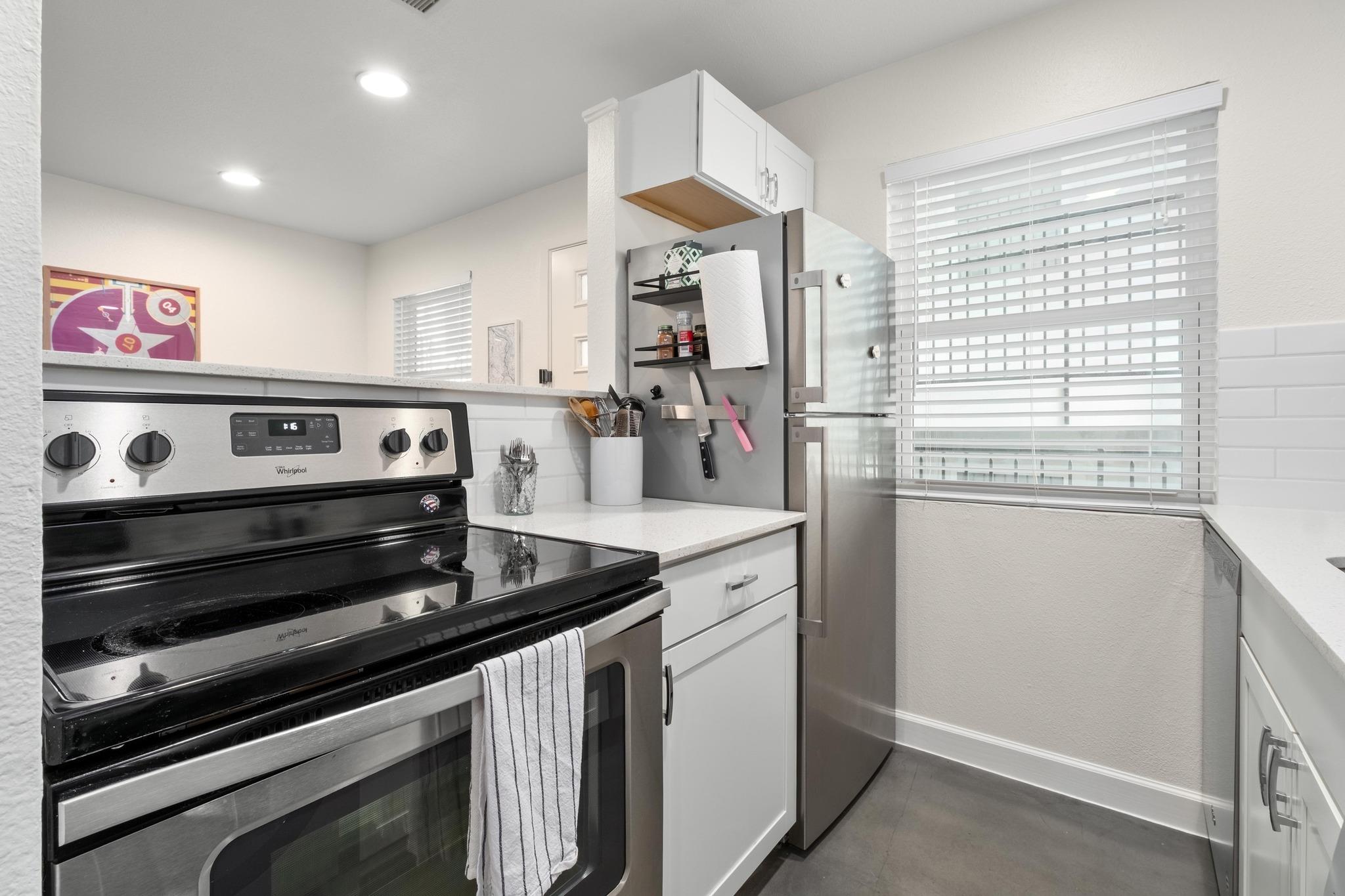 807 Blanco St # 204, Austin, TX 78703