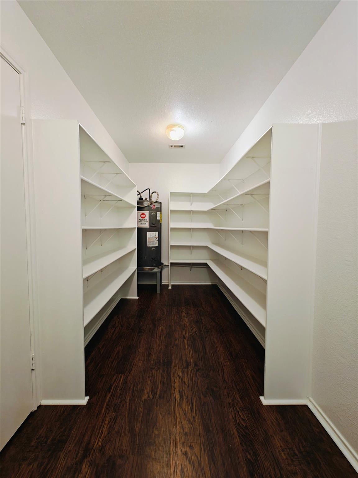 909 Lodosa Dr, Cedar Park, TX 78613