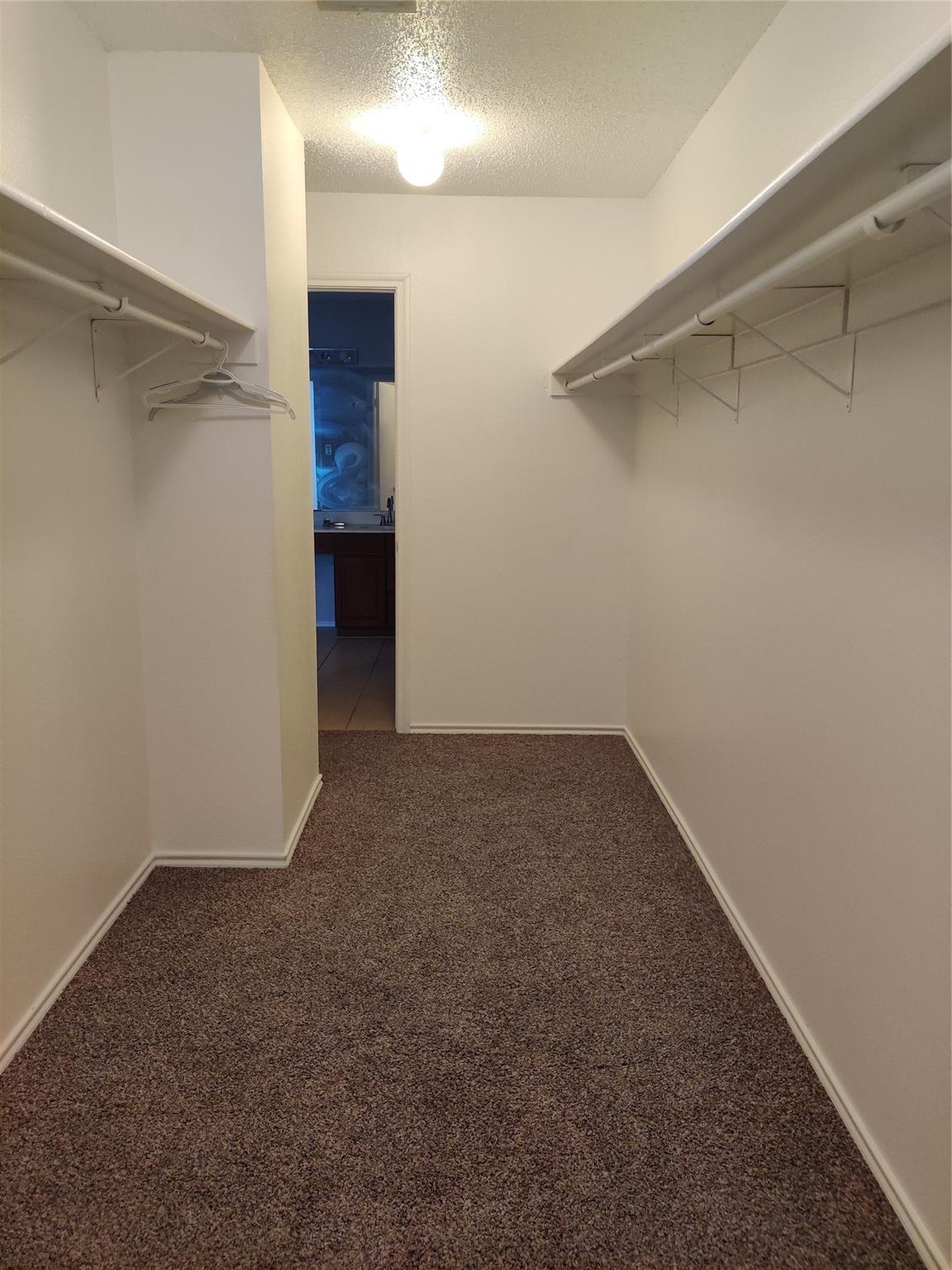 909 Lodosa Dr, Cedar Park, TX 78613