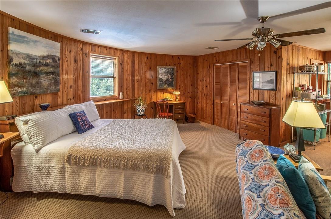 450 Oakwood Loop, San Marcos, TX 78666