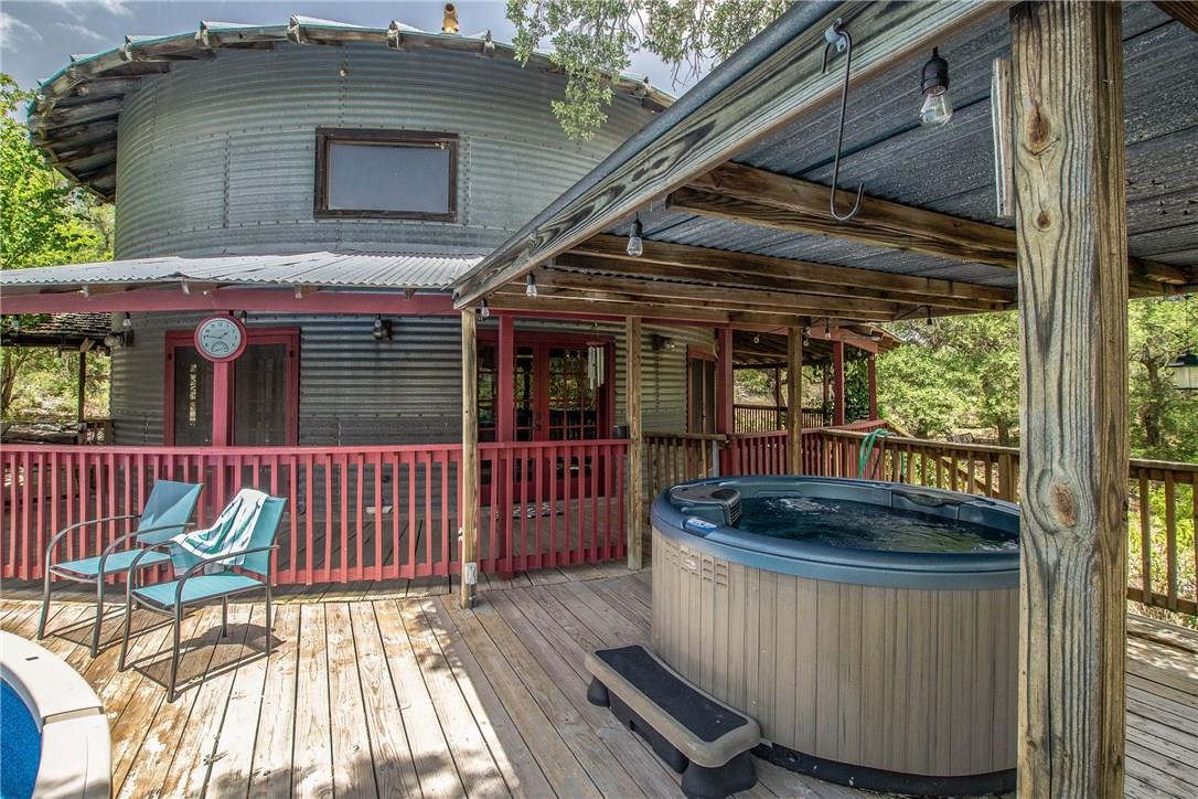 450 Oakwood Loop, San Marcos, TX 78666