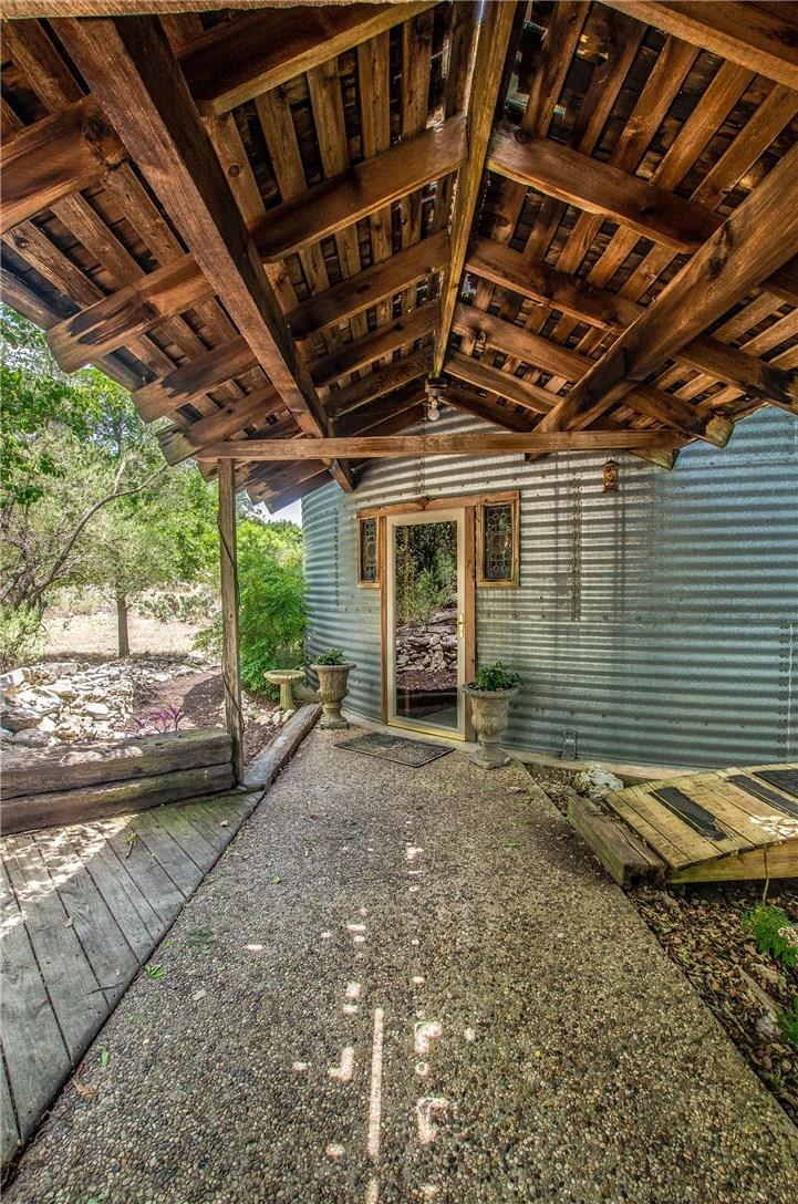 450 Oakwood Loop, San Marcos, TX 78666