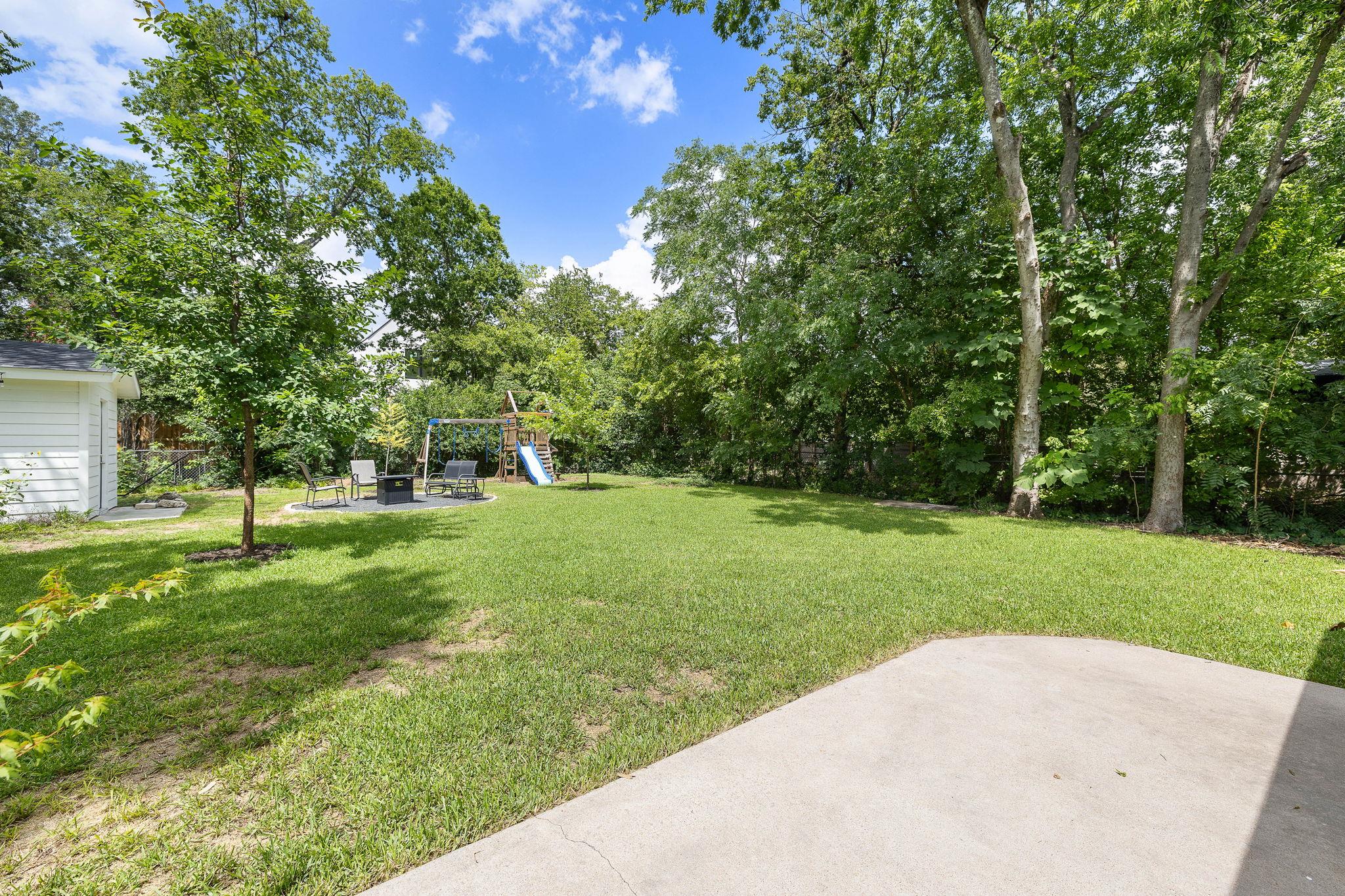 1104 Brentwood St, Austin, TX 78757
