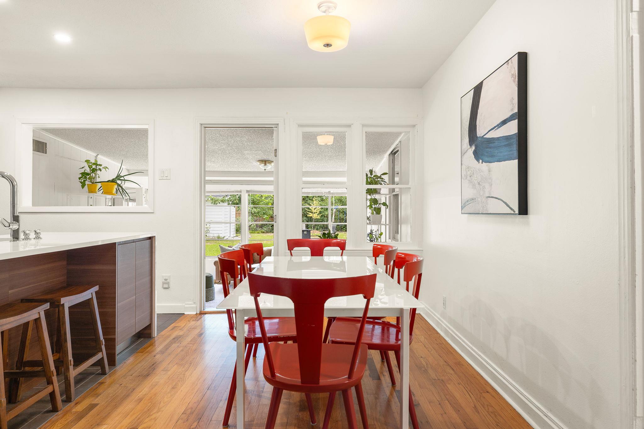 1104 Brentwood St, Austin, TX 78757