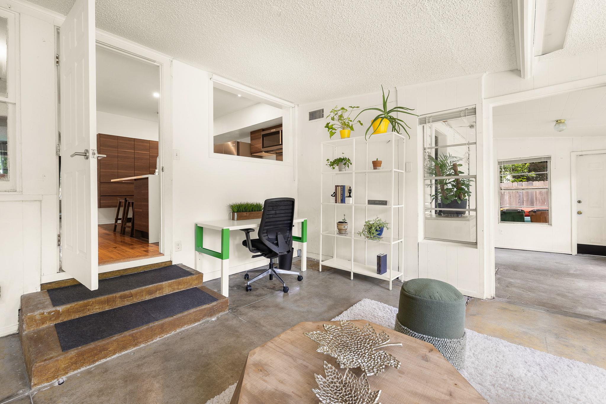 1104 Brentwood St, Austin, TX 78757