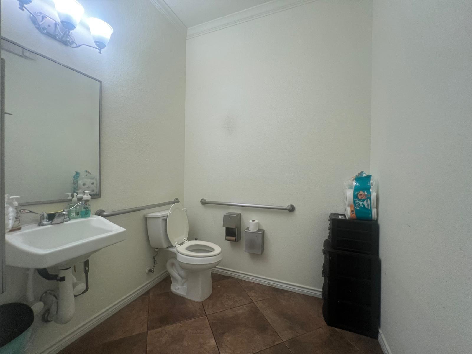 1464 E Whitestone Blvd # 504, Cedar Park, TX 78613