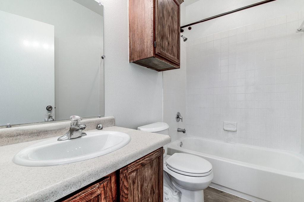 2006 Rosewood Ave # B, Austin, TX 78702