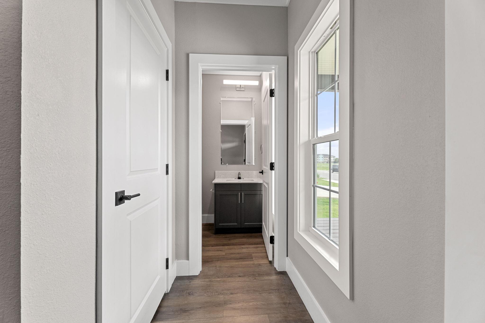 2028 Applewood Dr, Lockhart, TX 78644