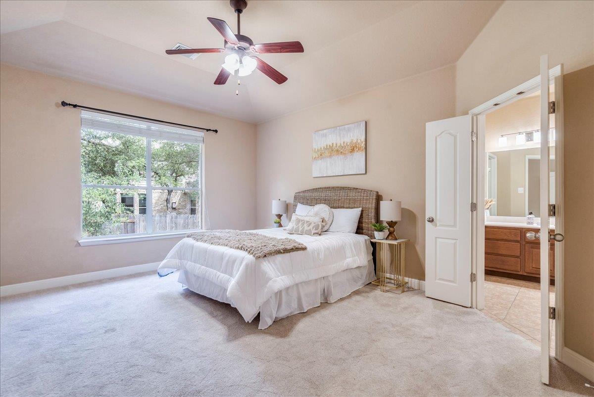 8024 Levata Dr, Austin, TX 78739