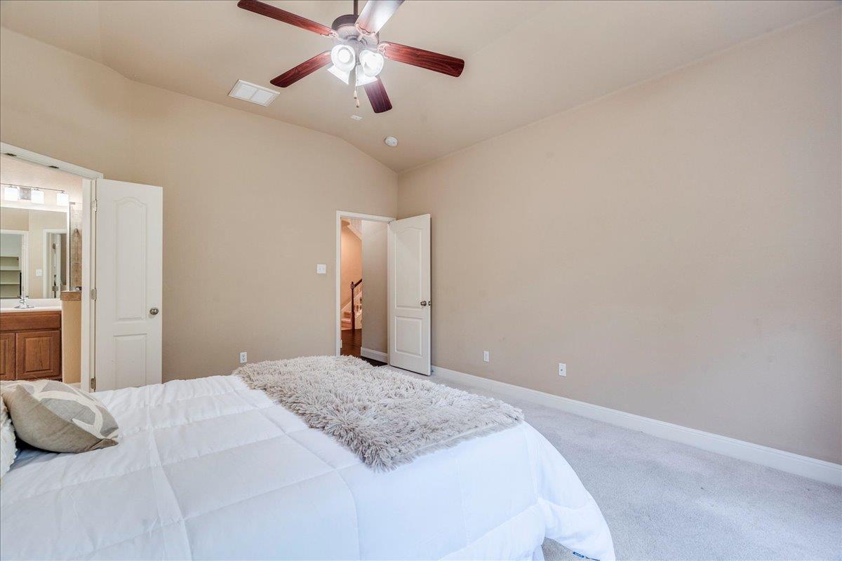 8024 Levata Dr, Austin, TX 78739