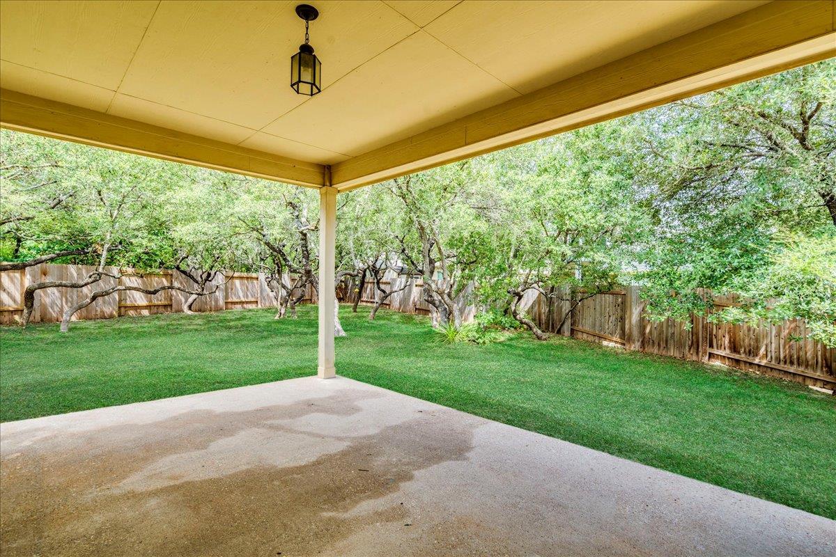 8024 Levata Dr, Austin, TX 78739