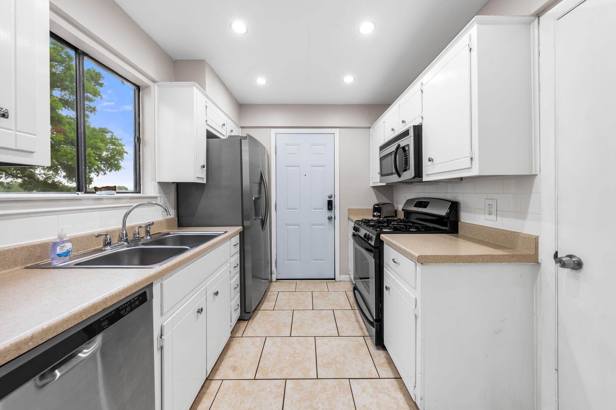 3222 Tamarron Blvd, Austin, TX 78746