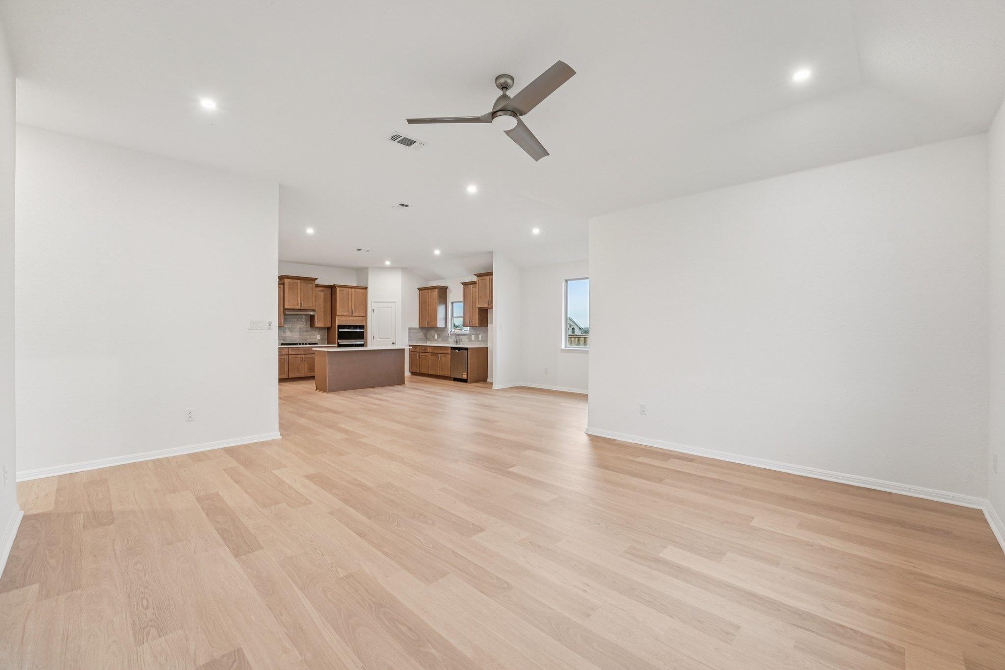 391 Backstays Loop, Kyle, TX 78640